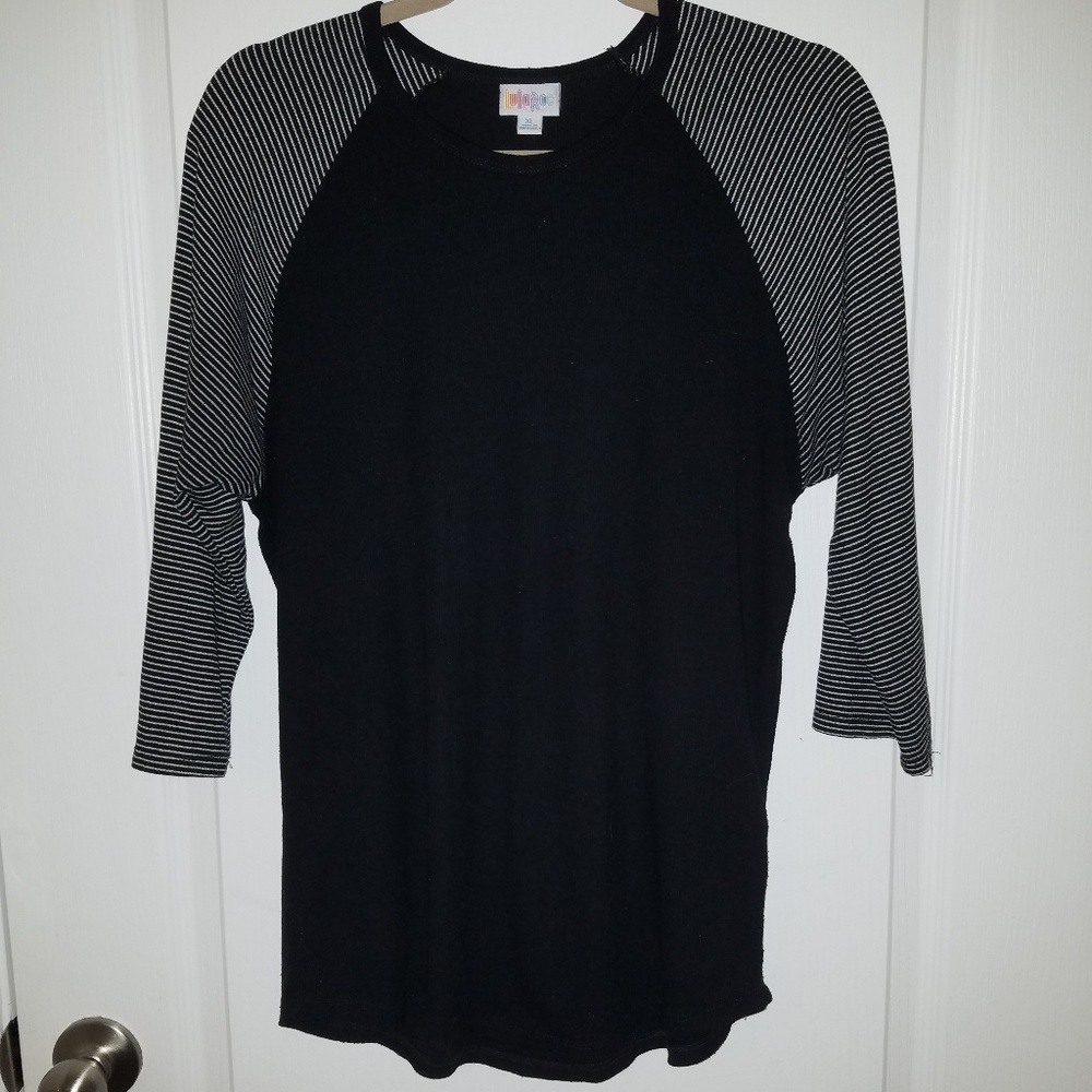 Lularoe Randy baseball shirt black and white